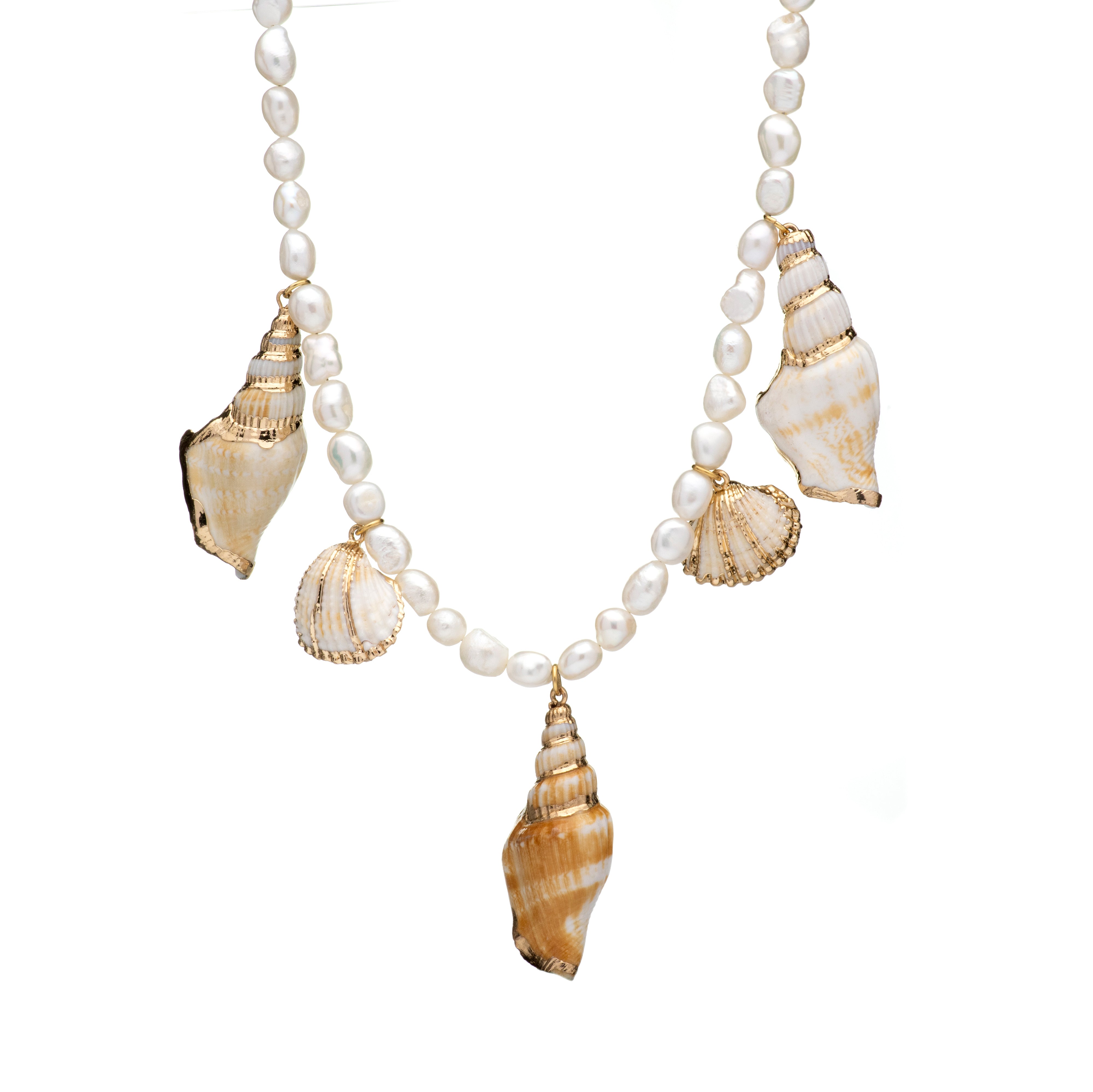 MAYAMAR Pearls necklace with natural shells (MM-00861)